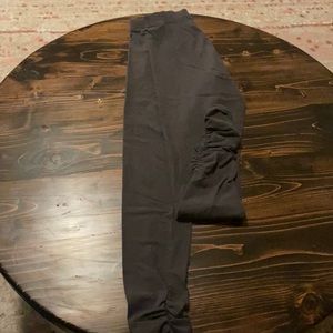 Gray ruched leggings